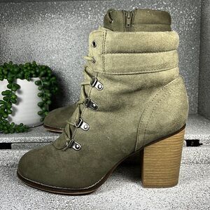 Candie’s Vintage Faux Suede Olive Military Heeled Combat Boots Shoes Size 9.5